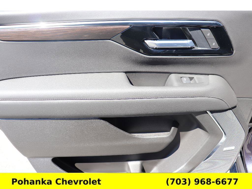 New 2026 Chevrolet Suburban Z71 w/ Comfort Package image 23