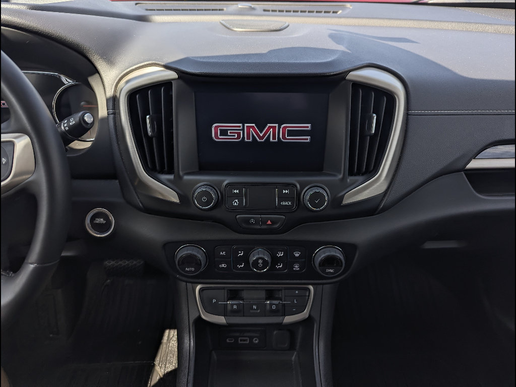 Used 2024 GMC Terrain Denali w/ LPO, Floor Liner Package AWD/4WD image 31