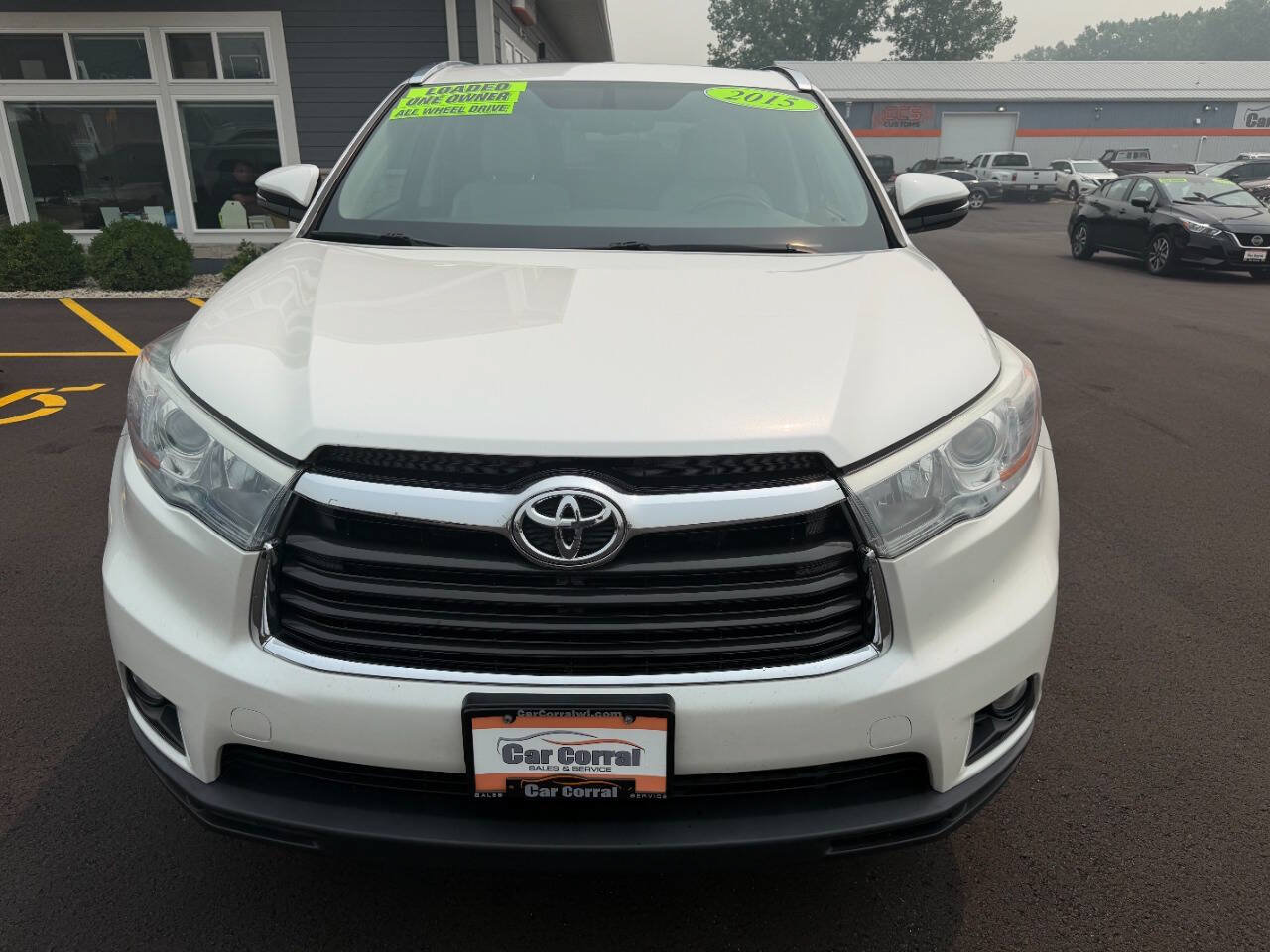 Used 2015 Toyota Highlander XLE AWD/4WD image 8