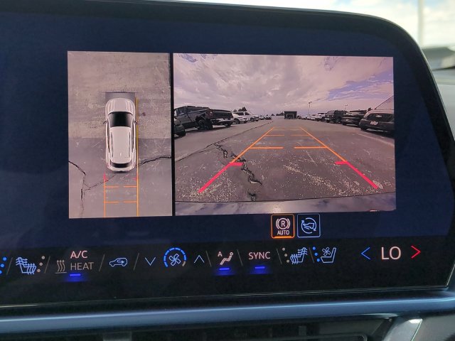Certified 2026 Chevrolet Equinox EV LT w/ Convenience Package II AWD/4WD image 18
