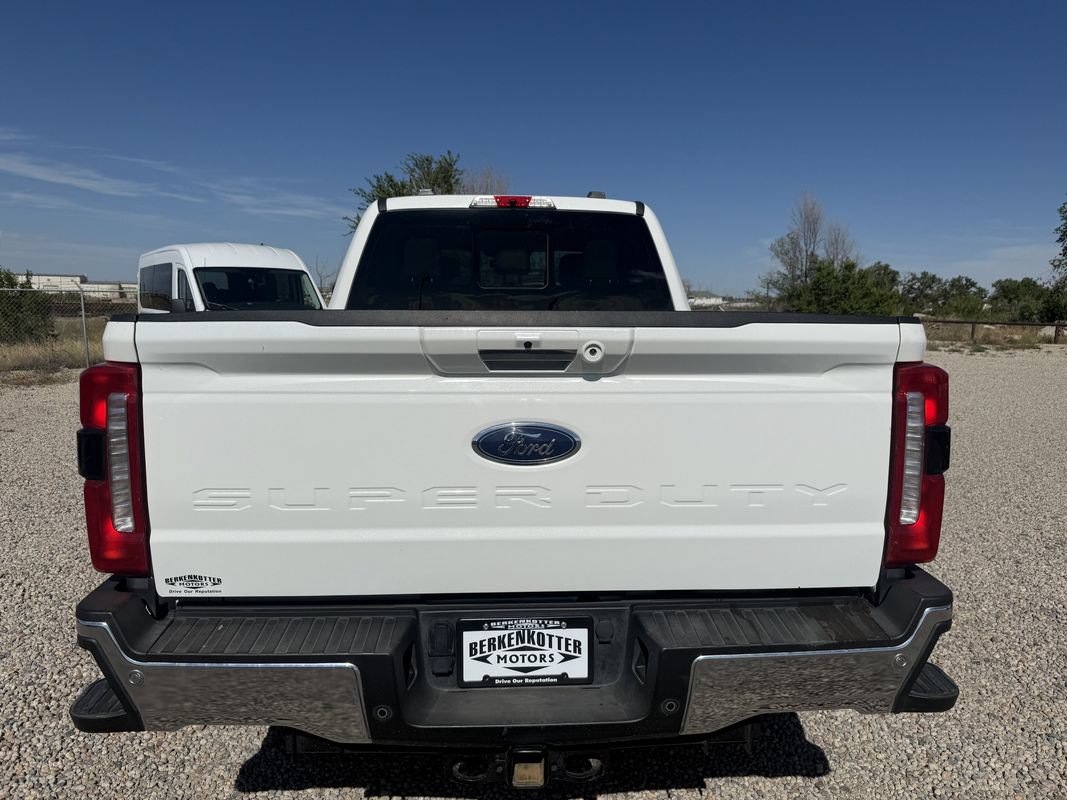 Used 2024 Ford F250 Lariat w/ Chrome Package AWD/4WD image 37