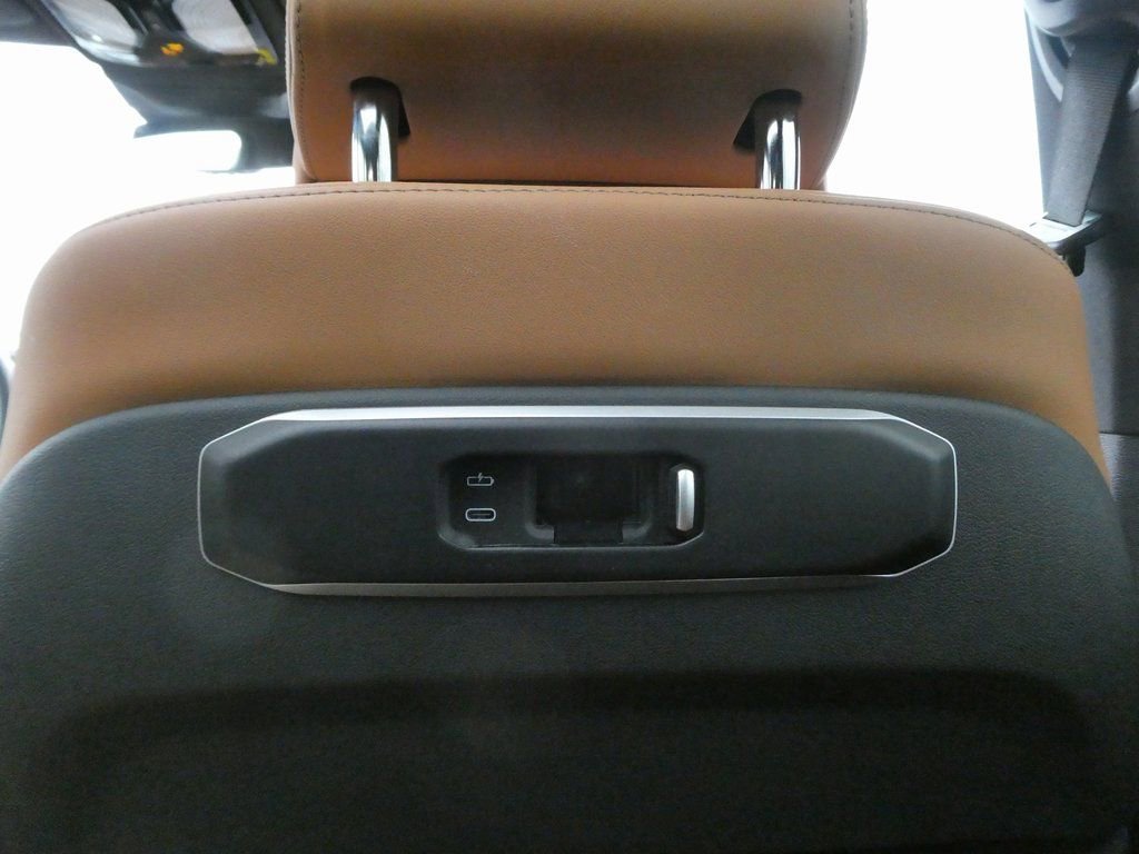 Used 2026 BMW X5 M60i AWD/4WD image 66