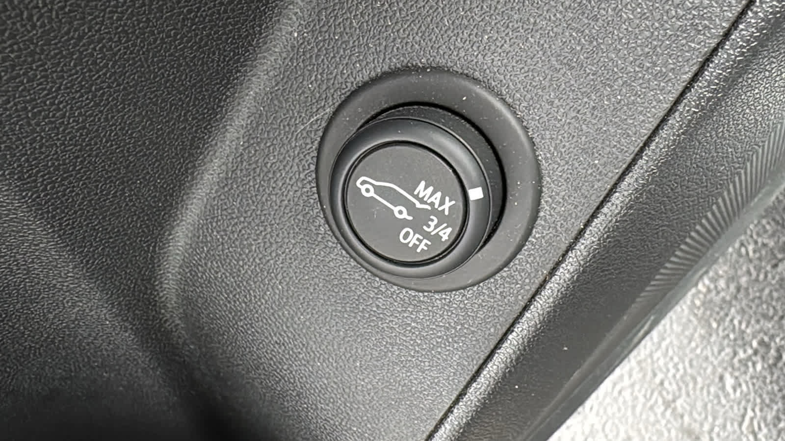 Certified 2020 Chevrolet Equinox LT AWD/4WD image 10