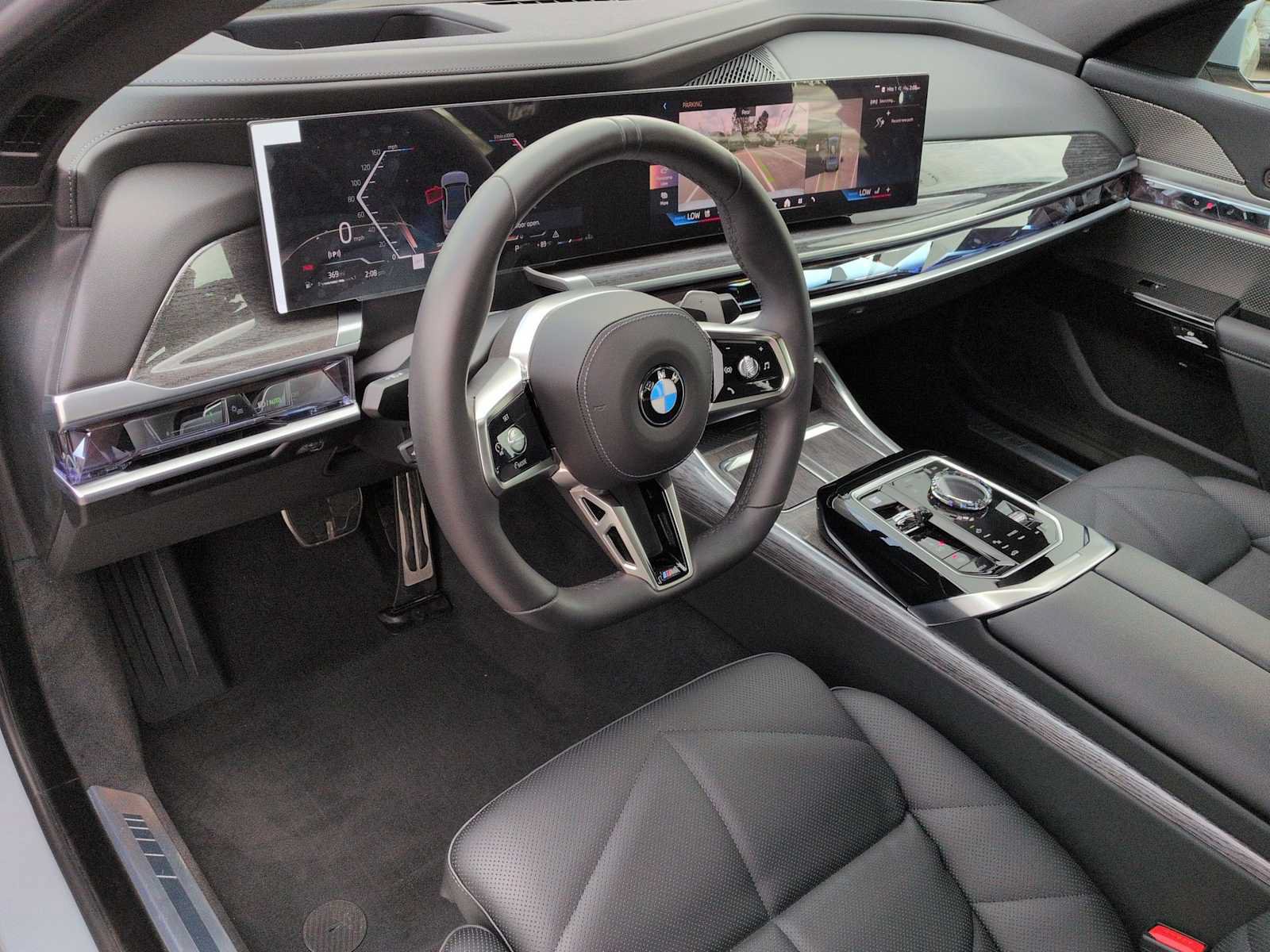 New 2025 BMW 740i xDrive AWD/4WD image 10