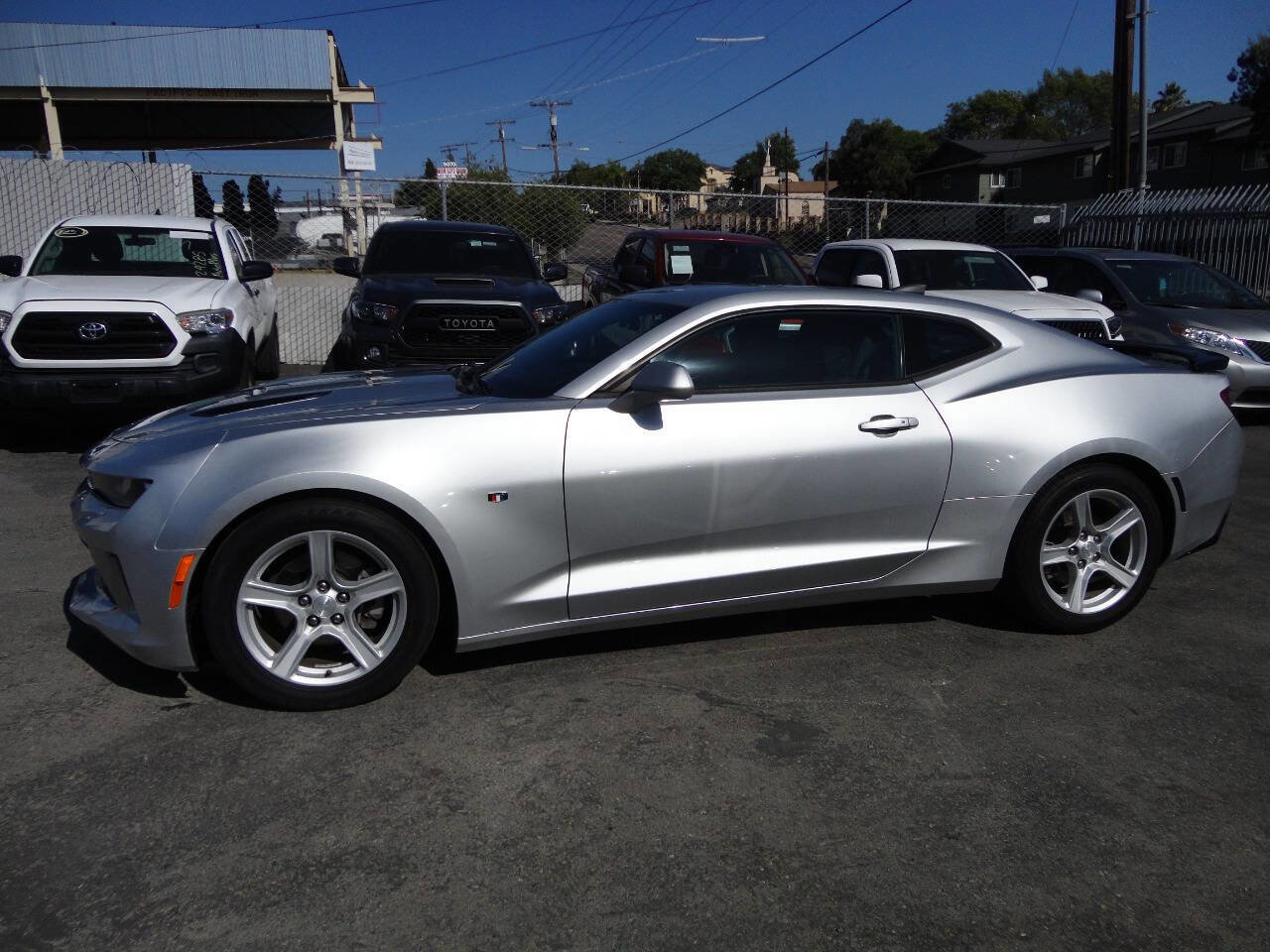Used 2016 Chevrolet Camaro LT image 6