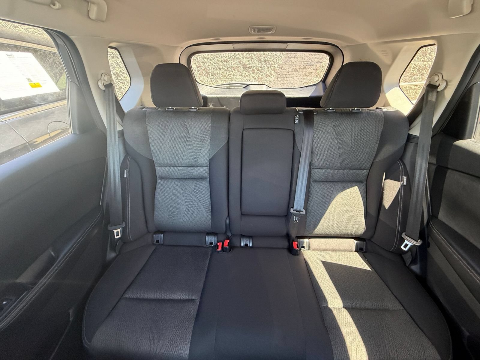 Used 2025 Nissan Rogue SV FWD image 40