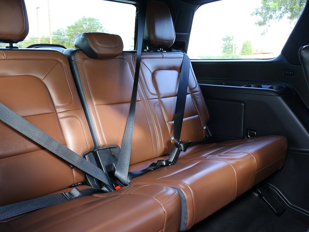 Used 2022 Lincoln Navigator Reserve image 45