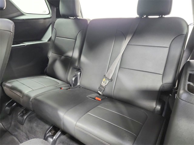 Used 2023 Chevrolet Traverse Premier image 38