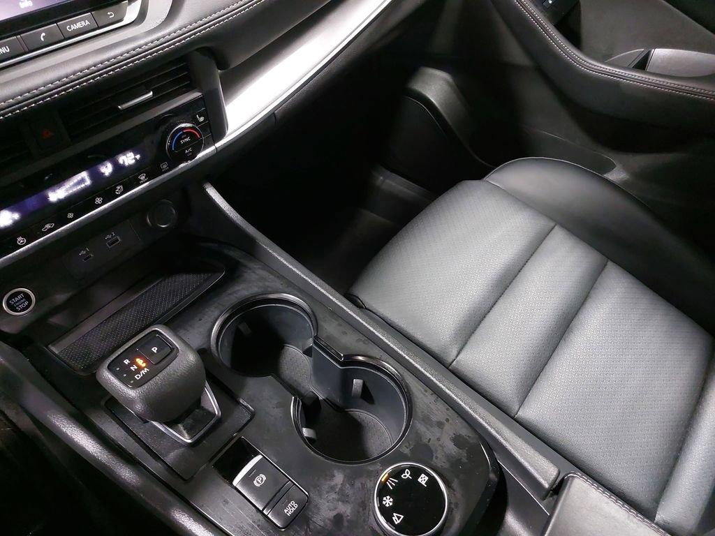 Used 2023 Nissan Rogue SV w/ SV Premium B Package image 25