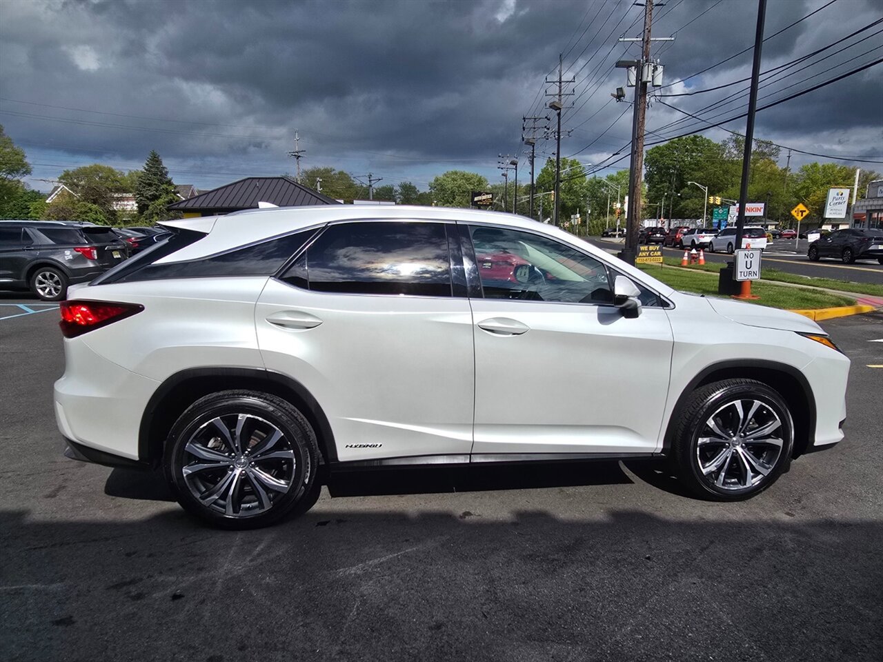 Used 2016 Lexus RX 450h AWD w/ Accessory Package image 25