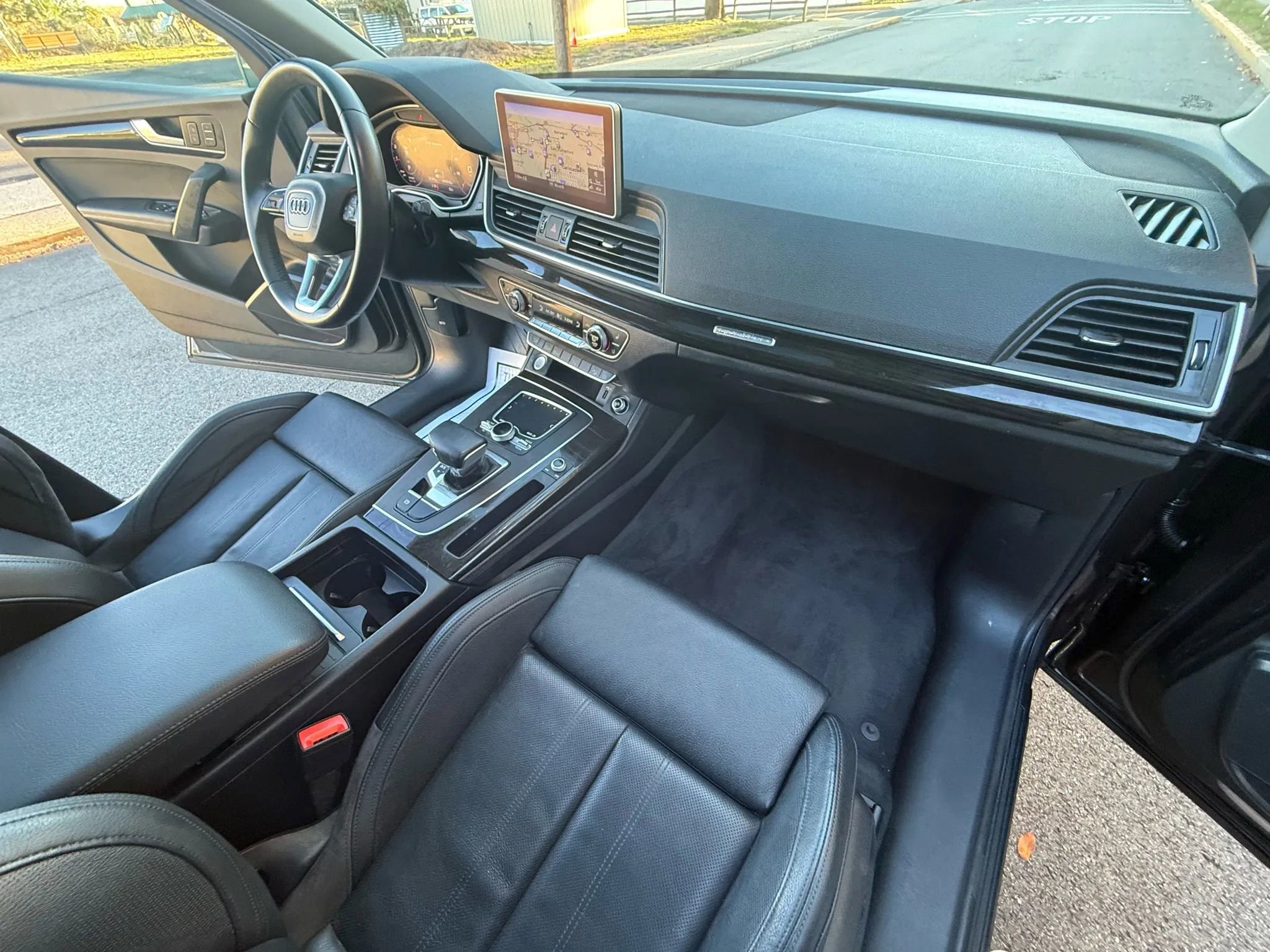 Used 2019 Audi Q5 2.0T Premium Plus image 27