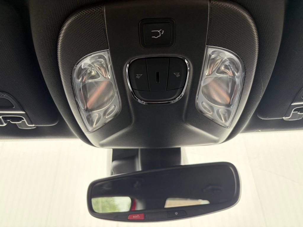 New 2026 Jeep Compass Latitude AWD/4WD image 32