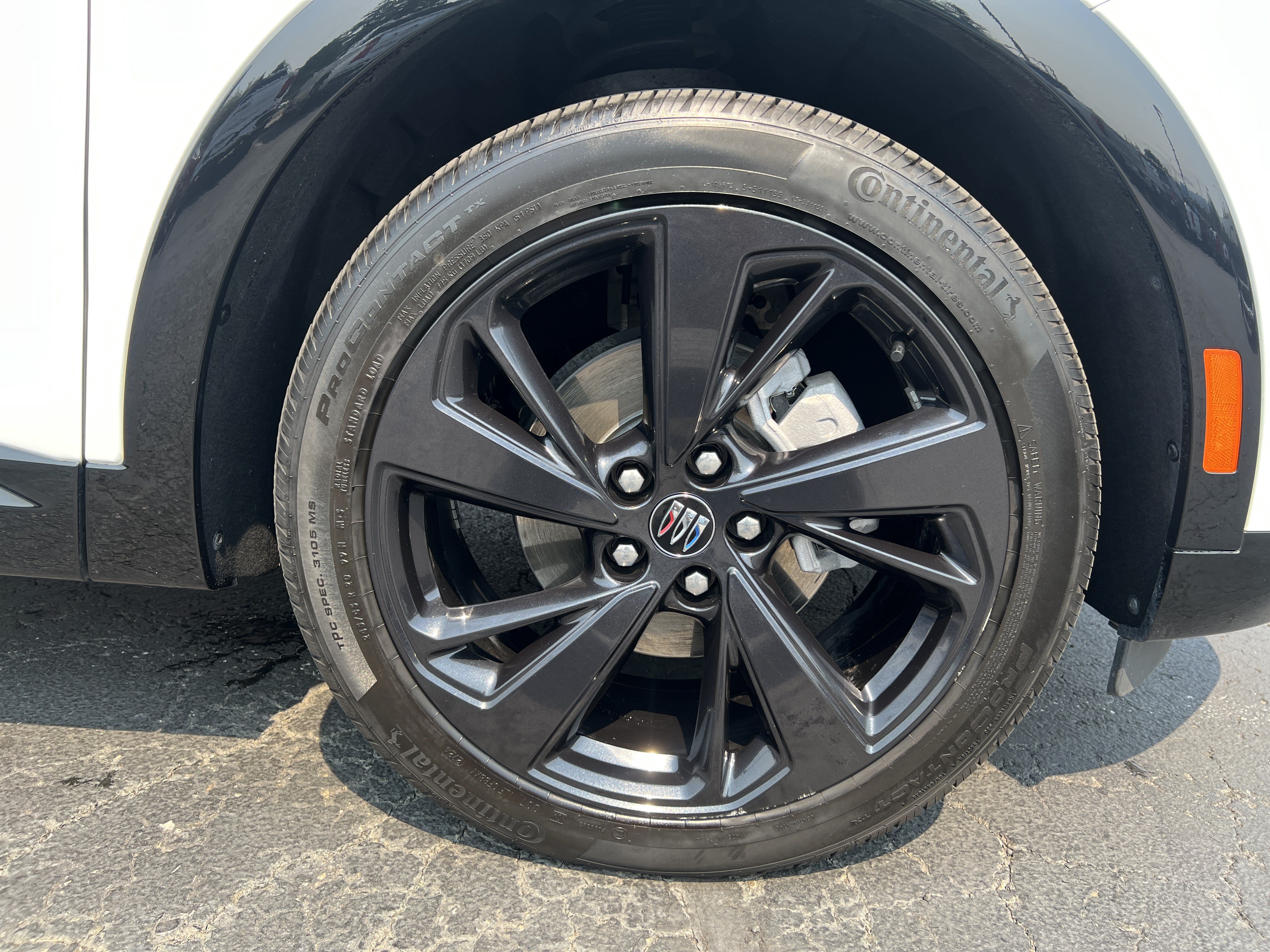Used 2025 Buick Envision Sport Touring AWD/4WD image 11