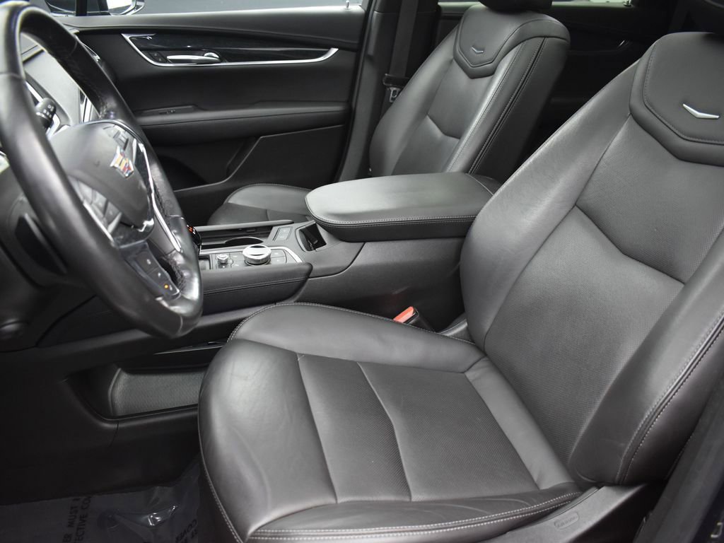 Used 2021 Cadillac XT5 Premium Luxury image 13