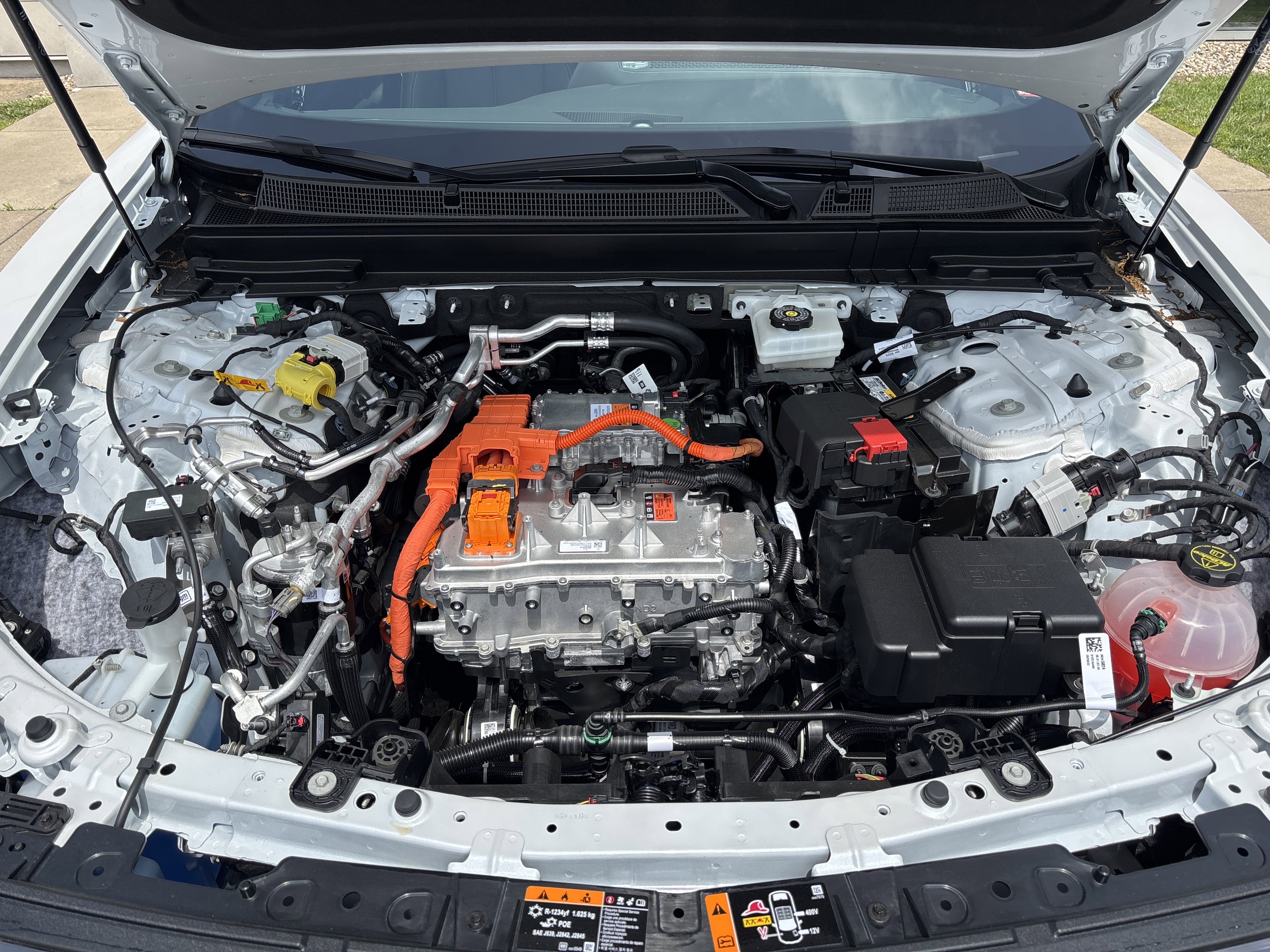 New 2025 Cadillac Lyriq Sport w/ LPO, Floor Liner Package image 36