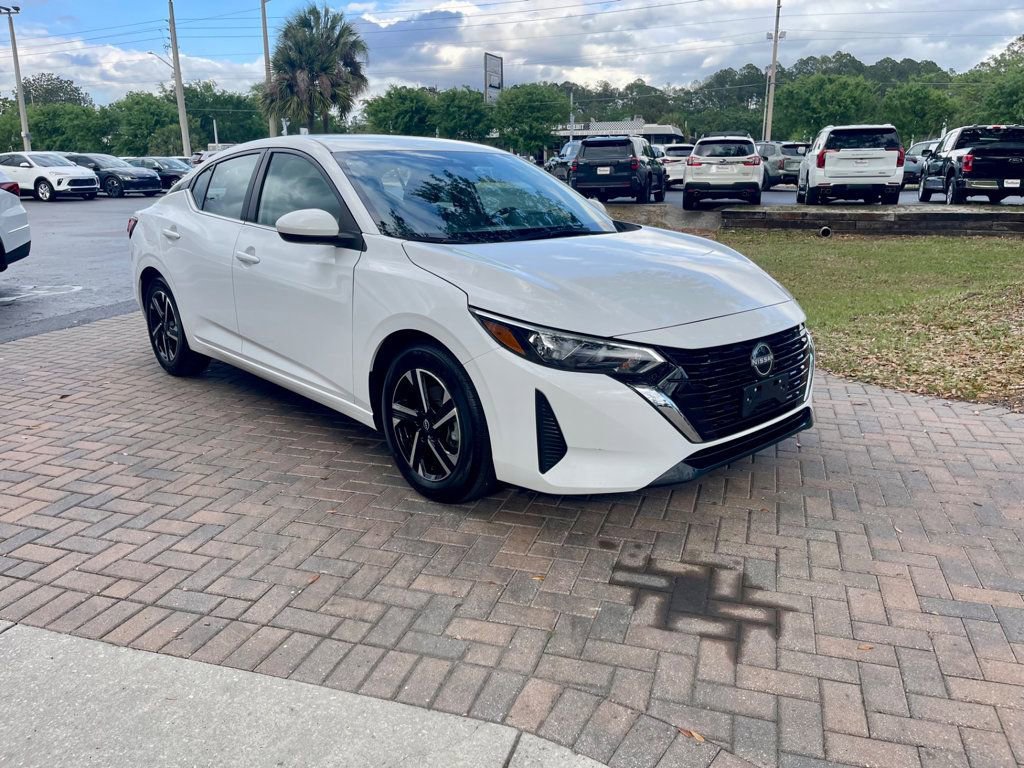 Used 2025 Nissan Sentra SV image 5