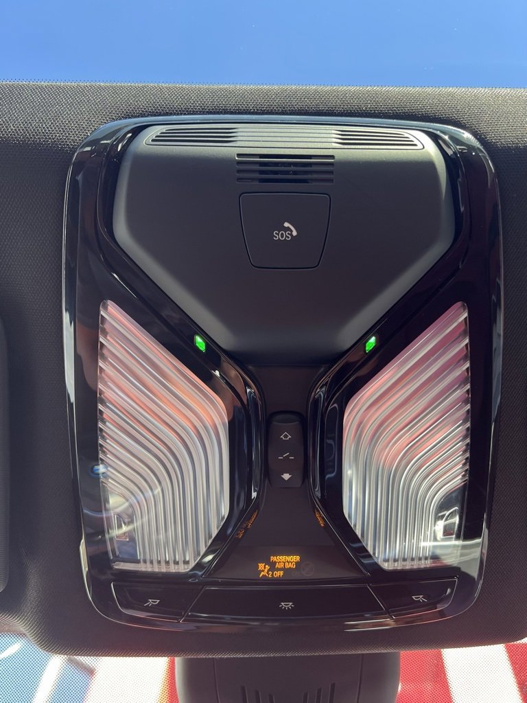 Used 2023 BMW i4 eDrive40 w/ M Sport Package image 27