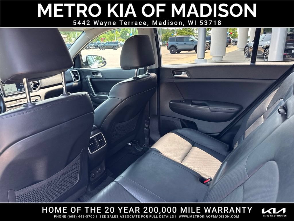 Used 2017 Kia Sportage EX w/ EX Technology Package AWD/4WD image 29