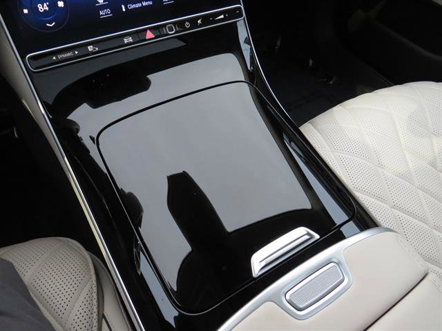 Used 2024 Mercedes-Benz S 580 4MATIC Sedan w/ AMG Line image 17