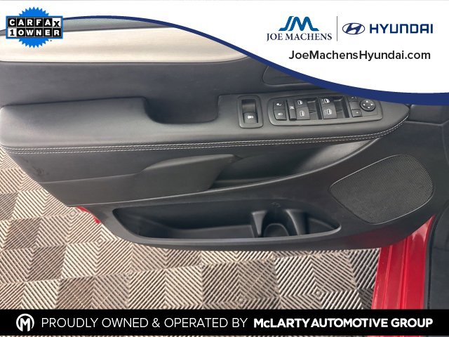 Used 2014 Dodge Grand Caravan SXT w/ Blacktop Package image 20