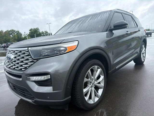 Used 2021 Ford Explorer Platinum w/ Equipment Group 601A AWD/4WD image 2