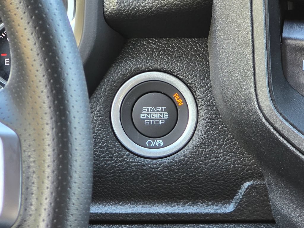 New 2026 RAM 1500 Classic Warlock AWD/4WD image 28