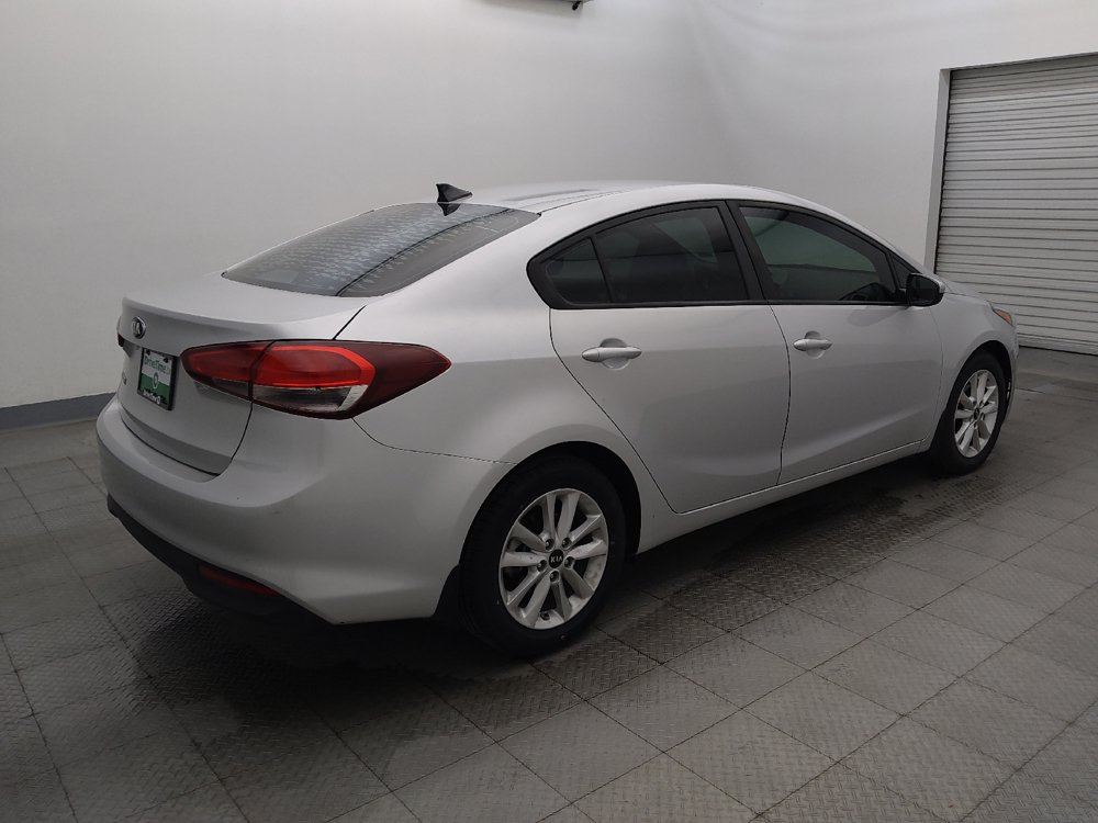Used 2017 Kia Forte LX w/ LX Popular Package FWD image 10