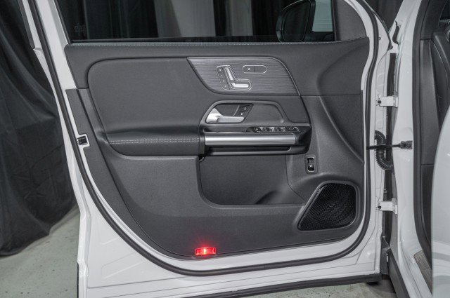 New 2026 Mercedes-Benz GLA 250 4MATIC image 10