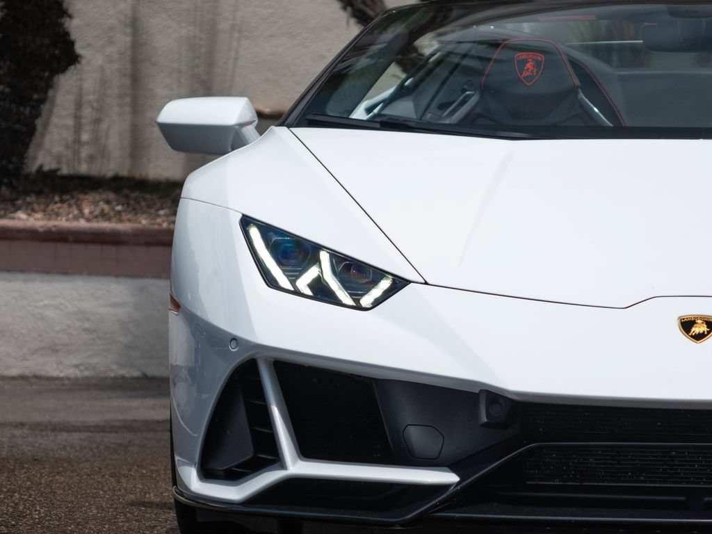 Used 2024 Lamborghini Huracan EVO AWD/4WD image 26