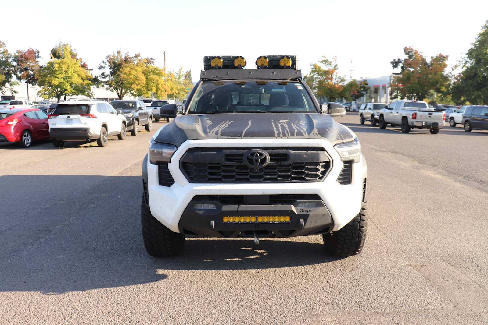 Used 2024 Toyota Tacoma TRD Off-Road w/ TRD Off Road Premium Package AWD/4WD image 2