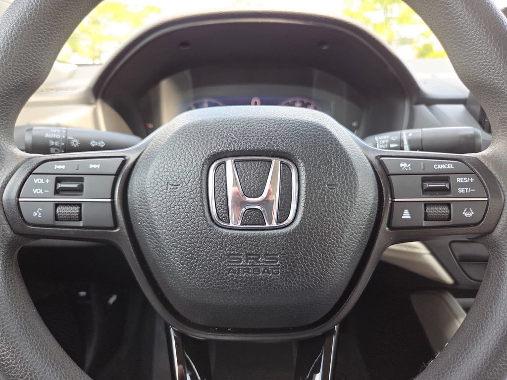 Certified 2025 Honda Accord LX image 28