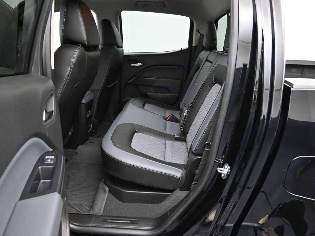 Certified 2021 Chevrolet Colorado Z71 w/ Z71 Midnight Edition image 23