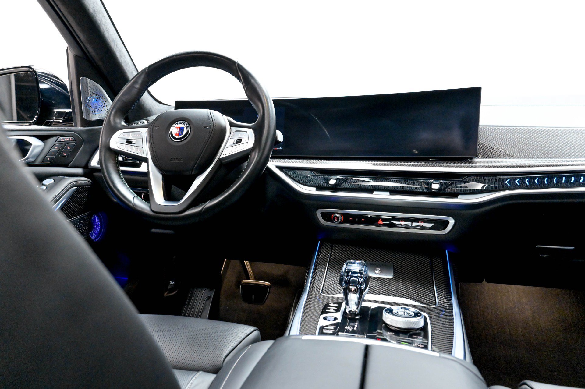 Used 2023 BMW ALPINA XB7 AWD/4WD image 37