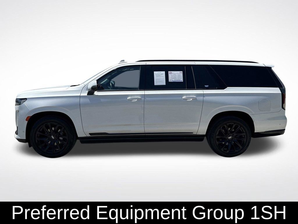 Used 2022 Cadillac Escalade ESV Sport Platinum w/ LPO, ONYX Package AWD/4WD image 3