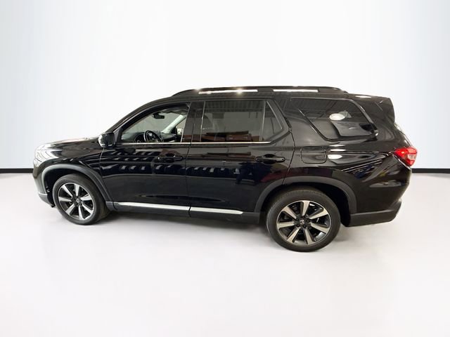 Used 2023 Honda Pilot Touring image 9