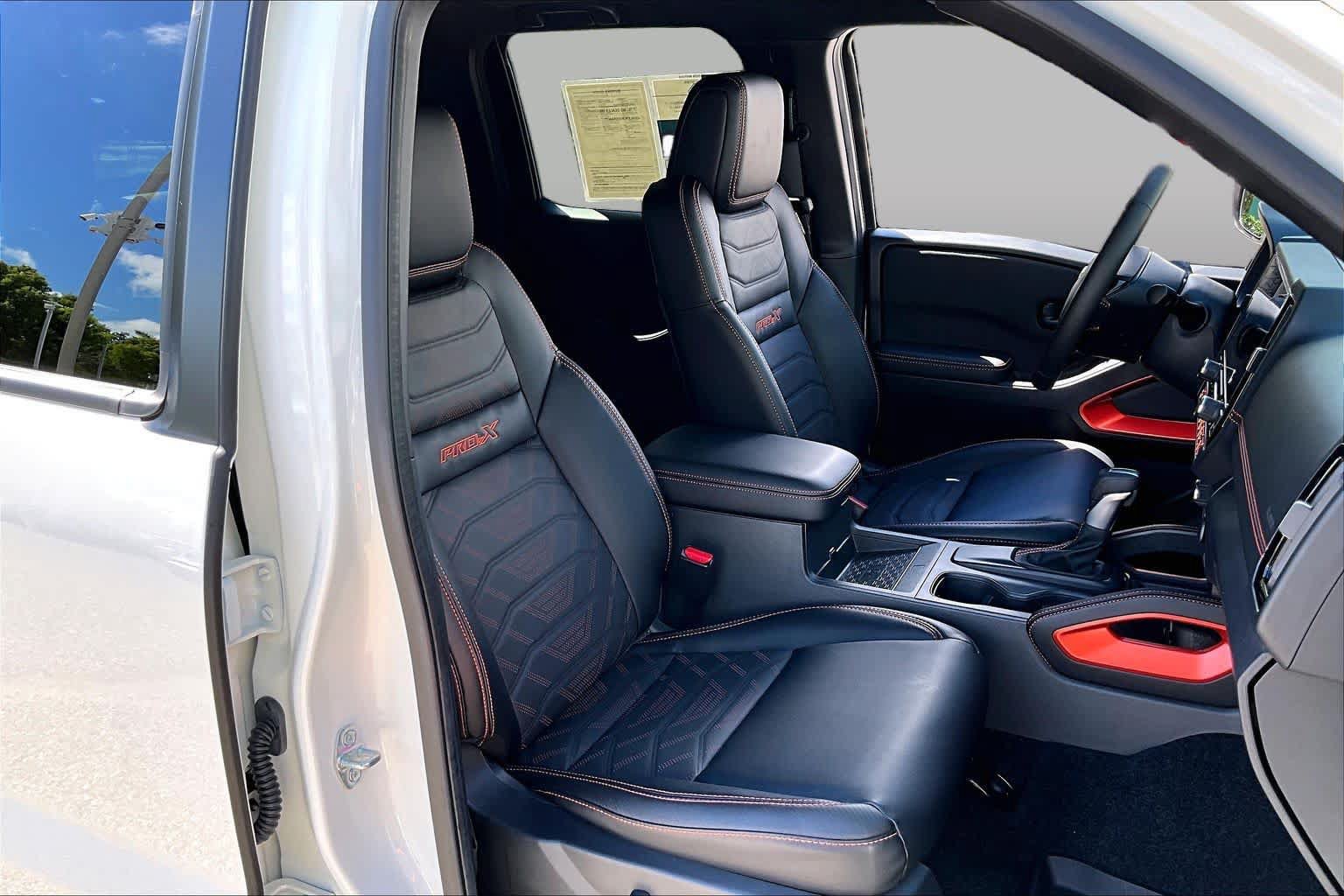 Used 2026 Nissan Frontier Pro-X w/ Pro Premium Package RWD image 9