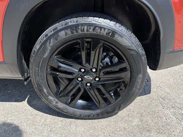 Used 2024 Chevrolet Trax ACTIV w/ Driver Confidence Package FWD image 33