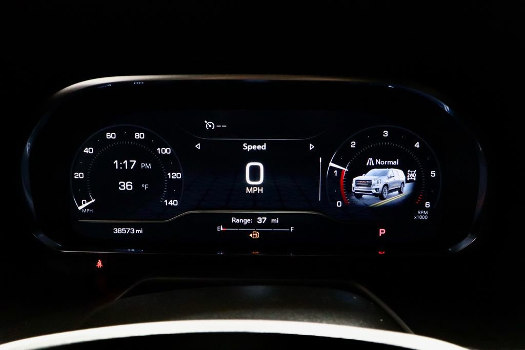 Used 2024 GMC Yukon XL SLE image 28