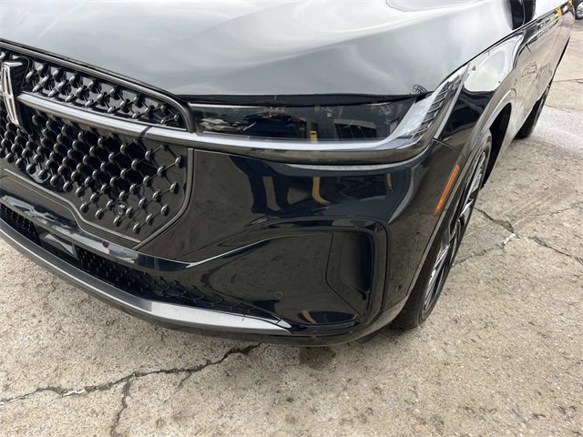 Used 2024 Lincoln Nautilus Black Label w/ Jet Appearance Package (87T) image 9