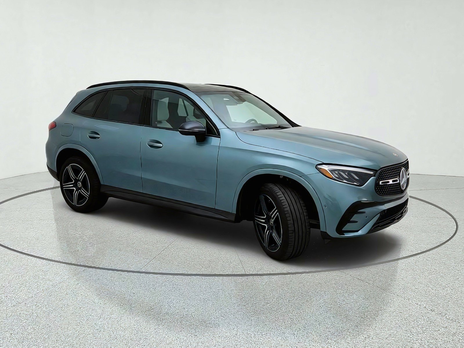 New 2027 Mercedes-Benz GLC 300 image 5