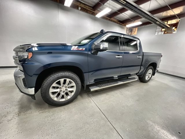Certified 2020 Chevrolet Silverado 1500 LTZ w/ LTZ Premium Package AWD/4WD image 5