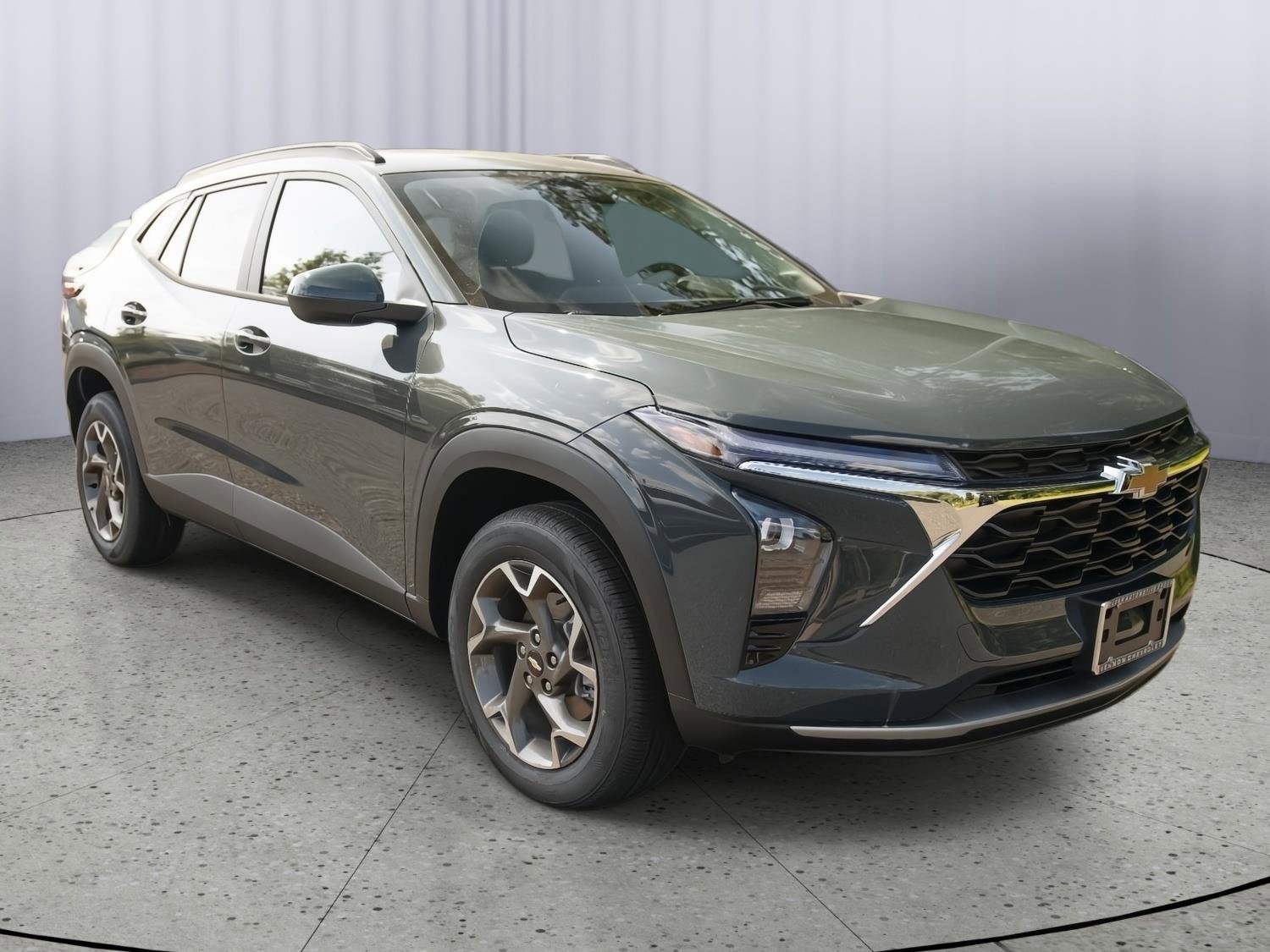 New 2025 Chevrolet Trax LT w/ Driver Confidence Package