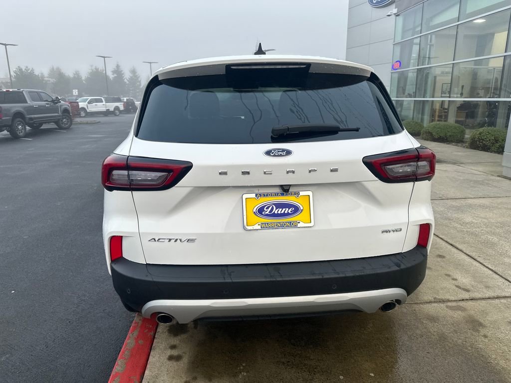Used 2025 Ford Escape Active w/ Tech Pack #1 image 3