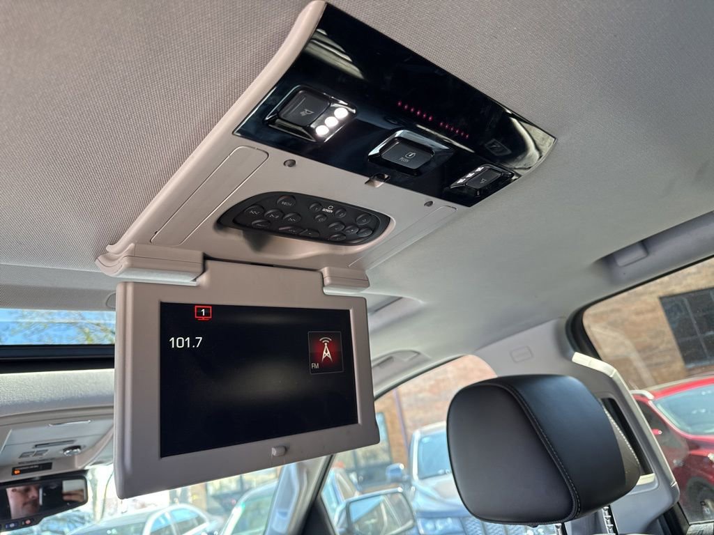 Used 2016 GMC Yukon Denali w/ Open Road Package image 9