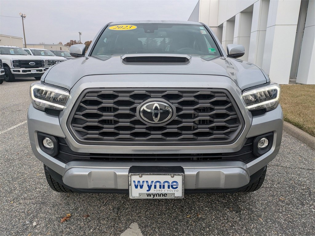 Used 2023 Toyota Tacoma TRD Sport image 9