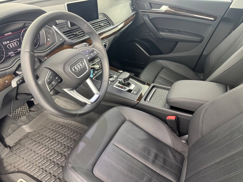 Used 2019 Audi Q5 2.0T Premium Plus w/ Premium Plus Package AWD/4WD image 13