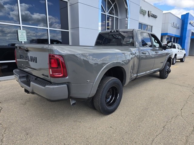 New 2026 RAM 3500 Limited image 4