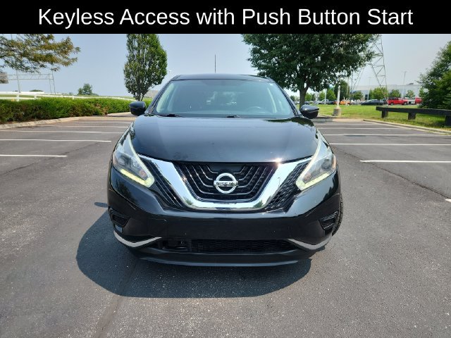Used 2018 Nissan Murano S AWD/4WD image 2