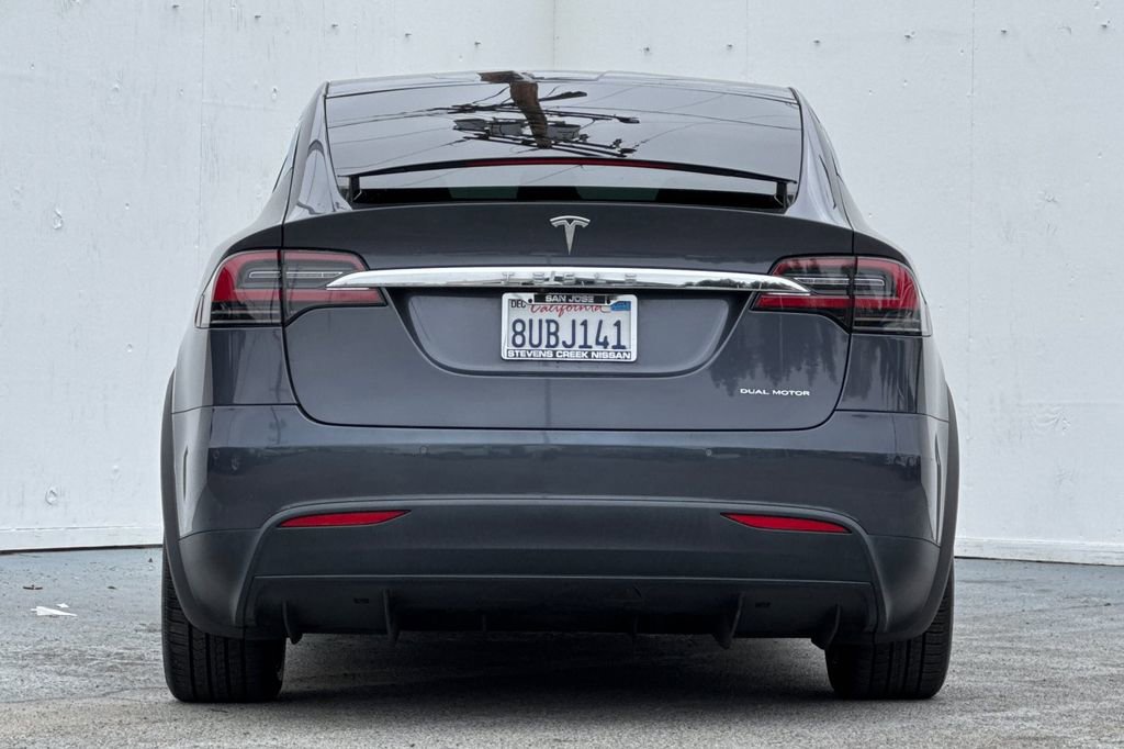 Used 2021 Tesla Model X Long Range image 4