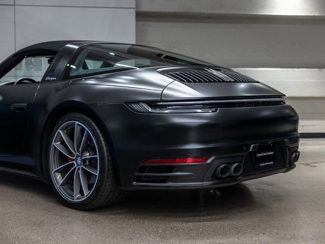 Used 2024 Porsche 911 Targa 4S w/ Premium Package image 22